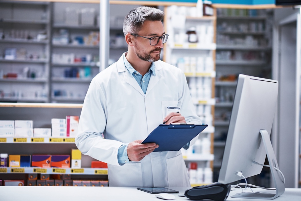 RFID medication management cabinet